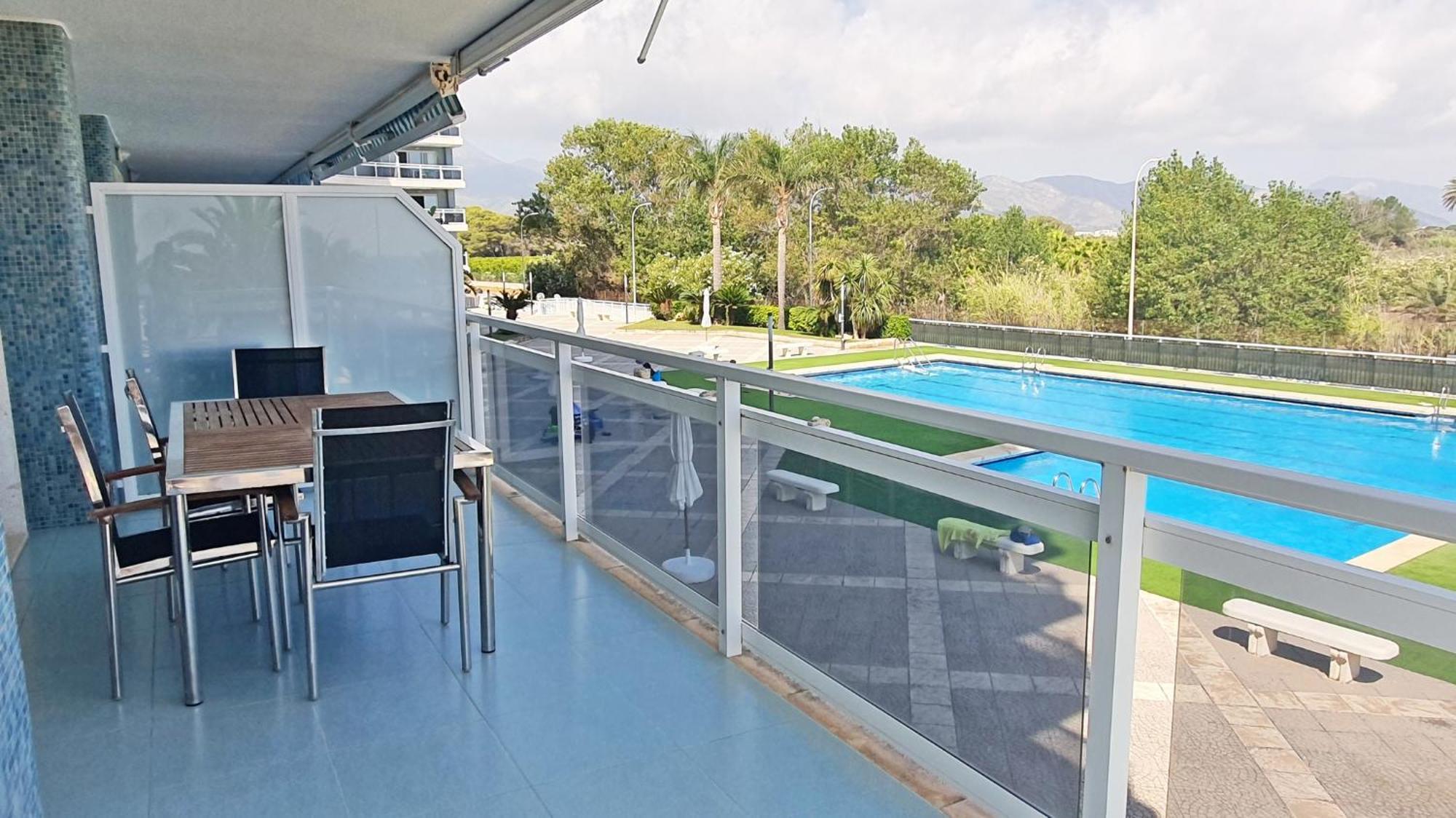 Aigua Blava Primera Linea - Alquiler Solo Familias Playa de Gandia エクステリア 写真