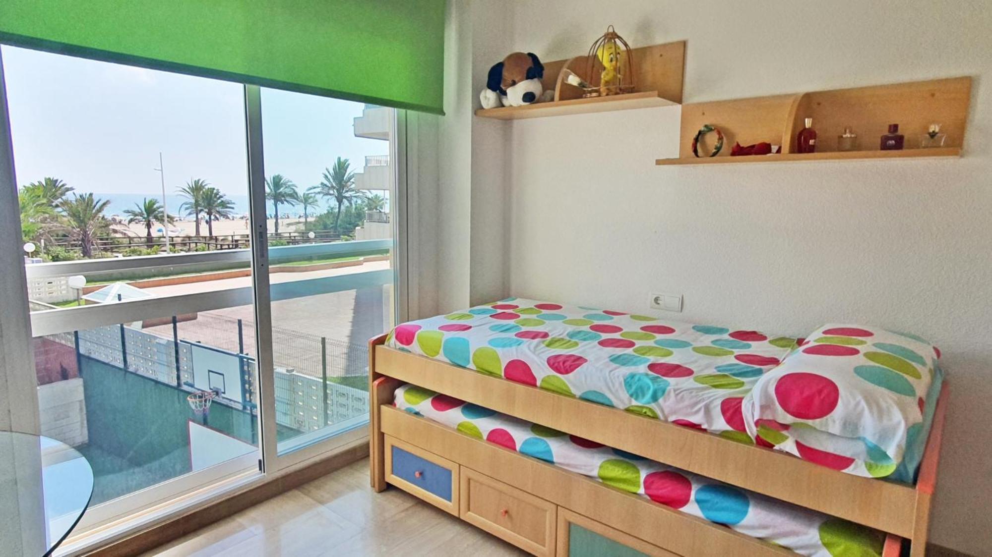 Aigua Blava Primera Linea - Alquiler Solo Familias Playa de Gandia エクステリア 写真