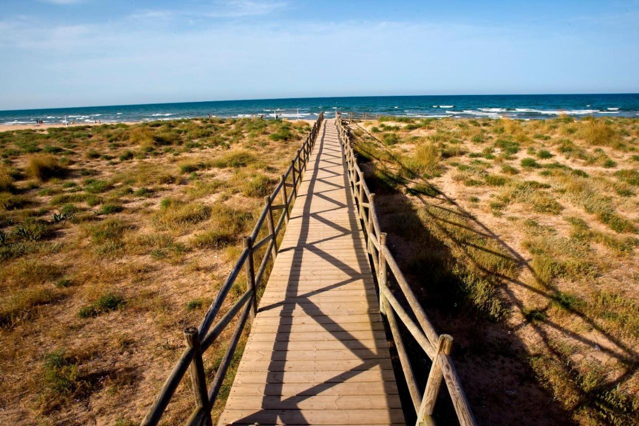 Aigua Blava Primera Linea - Alquiler Solo Familias Playa de Gandia エクステリア 写真