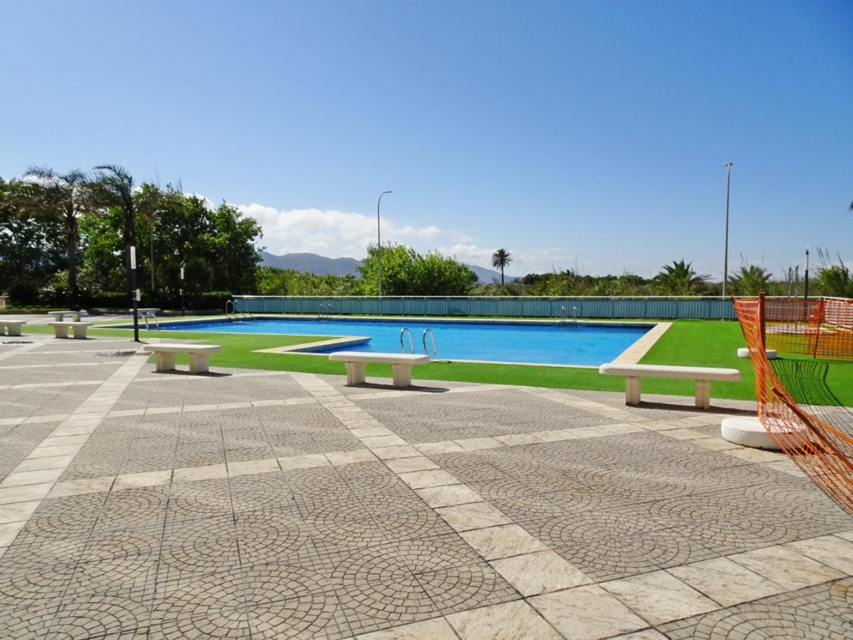 Aigua Blava Primera Linea - Alquiler Solo Familias Playa de Gandia エクステリア 写真
