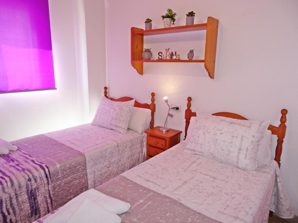 Aigua Blava Primera Linea - Alquiler Solo Familias Playa de Gandia エクステリア 写真